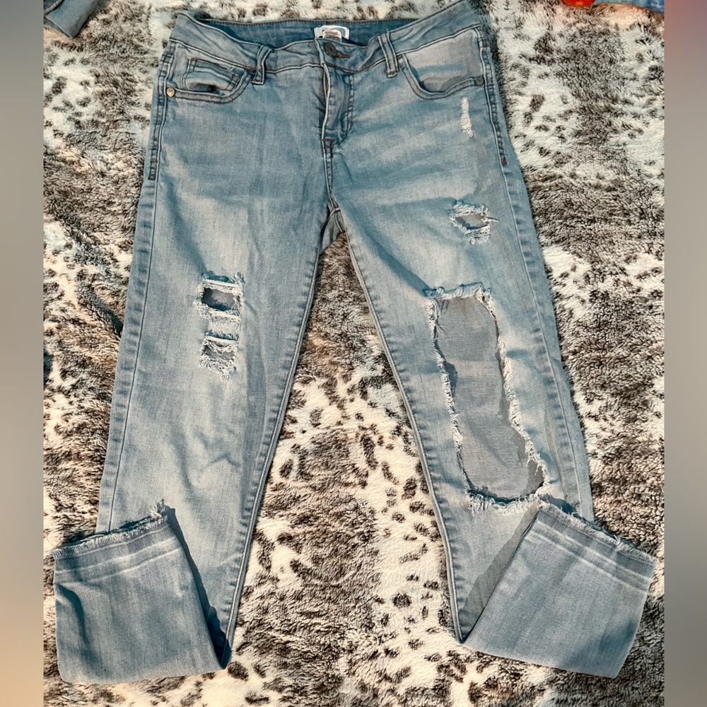 Blue asphalt Distressed skinny jeans